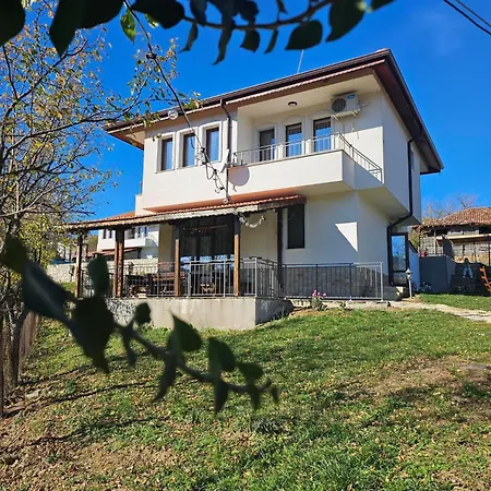 бадевски рай- къща софия Villa