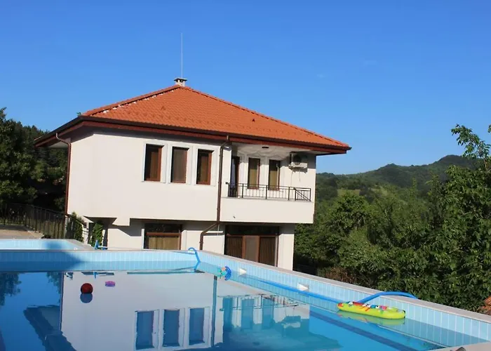 Луксозна вила бадевски рай- къща софия *